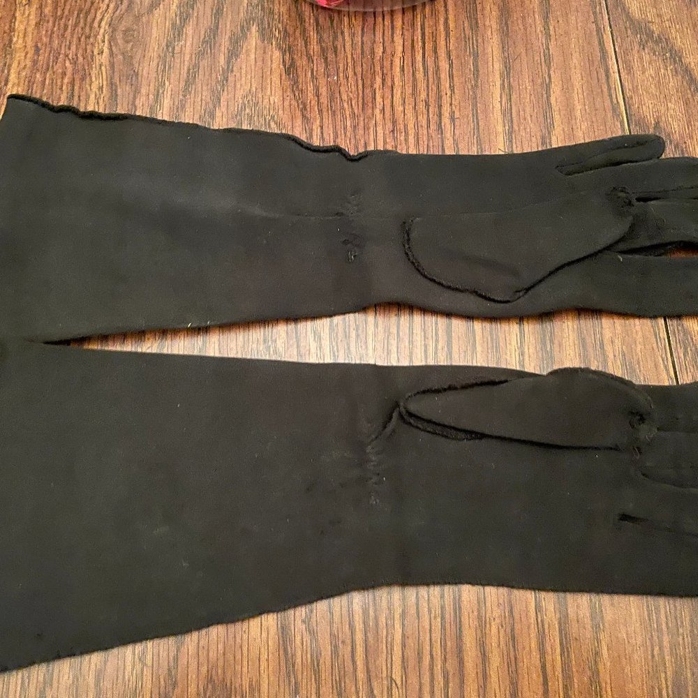 VINTAGE! LONG BLACK GLOVES